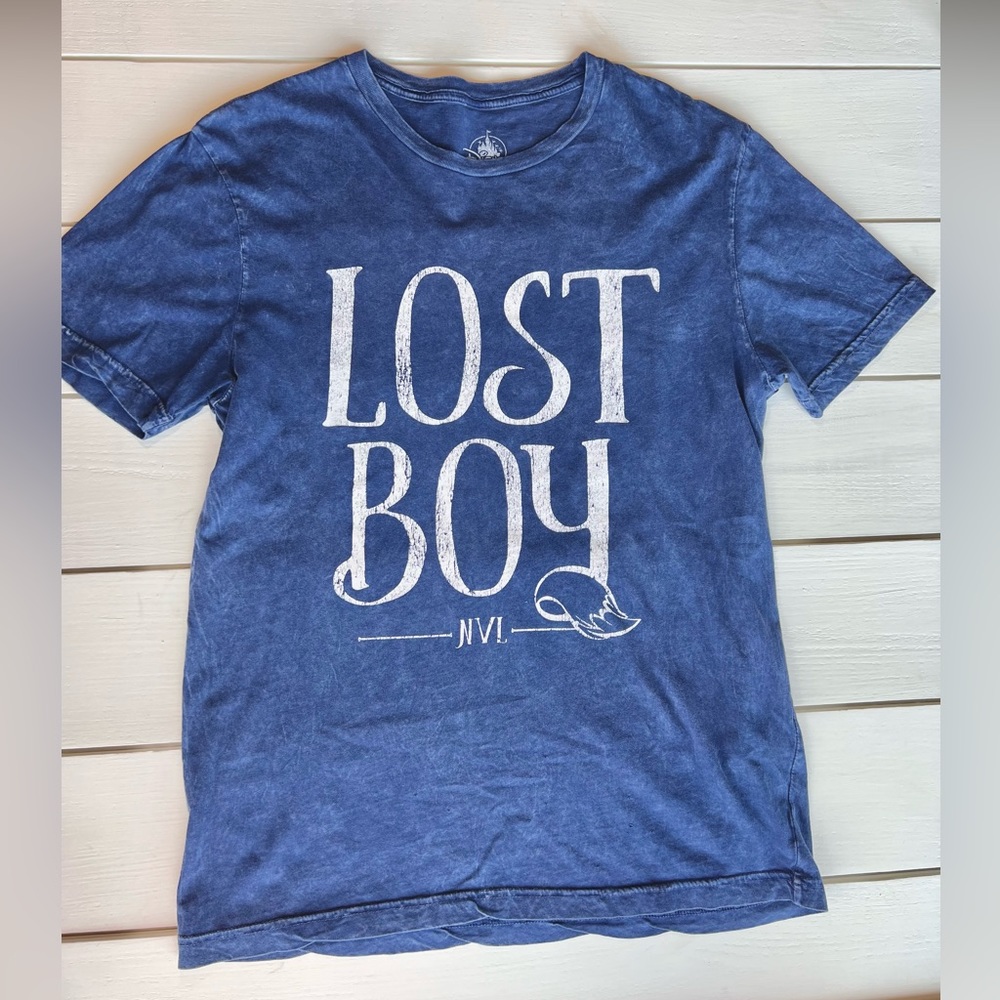 DISNEY Lost Boys Vintage Like Graphic Tee Soft Size Medium